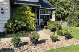 11 Tulpehocken Ct, Womelsdorf, PA 19567 - Photo 3