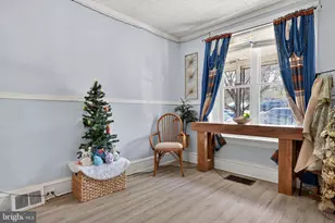 327 W Windsor St, Reading, PA 19601 - Photo 5