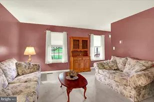 5010 Rising Sun Dr, Douglassville, PA 19518 - Photo 11