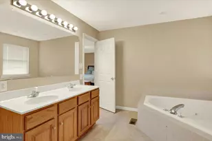 5010 Rising Sun Dr, Douglassville, PA 19518 - Photo 29