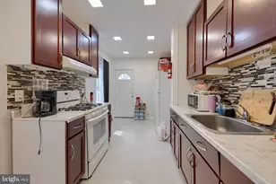 320 Pear St, Reading, PA 19601 - Photo 17
