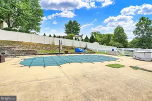 926 Christmas Village Rd, Bernville, PA 19506 - Photo 15