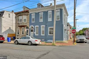 526 Windsor St, Reading, PA 19601 - Photo 1