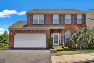 11 Fallowfield Cir, Shillington, PA 19607 - Photo 1