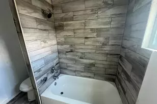1040 Birch St, Reading, PA 19604 - Photo 7