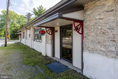 381 W Penn Avenue, Robesonia, PA 19551 - Photo 15