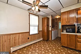 28 W Smith St, Topton, PA 19562 - Photo 17