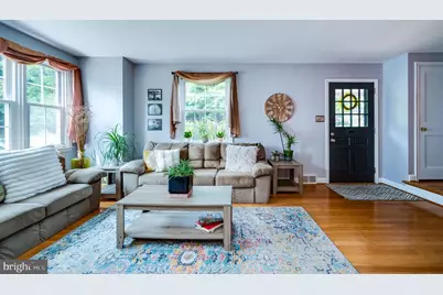 105 E 35th Street, Reading, PA 19606 - Photo 5