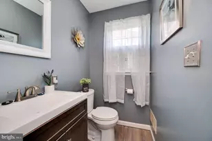 105 E 35th St, Reading, PA 19606 - Photo 21