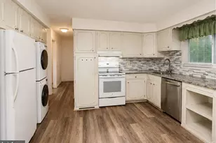 822 Hartman Ave, Temple, PA 19560 - Photo 5