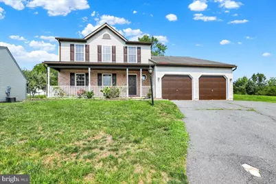 208 Crystal Circle, Birdsboro, PA 19508 - Photo 3