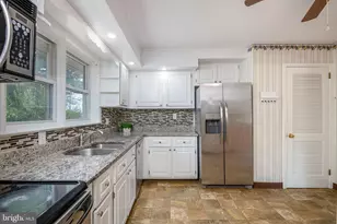509 Berks Pl, Reading, PA 19609 - Photo 11