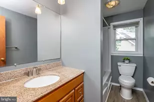 509 Berks Pl, Reading, PA 19609 - Photo 19