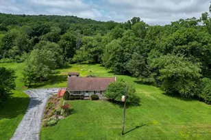 462 Memorial Hwy, Fleetwood, PA 19522 - Photo 3