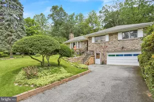 1317 Lorraine Rd, Reading, PA 19604 - Photo 3