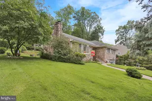 1317 Lorraine Rd, Reading, PA 19604 - Photo 5