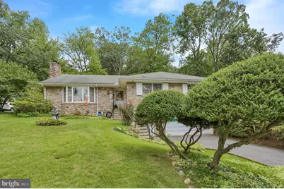 1317 Lorraine Road, Reading, PA 19604 - Photo 3