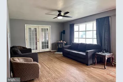 340 Harry Avenue, Robesonia, PA 19551 - Photo 3