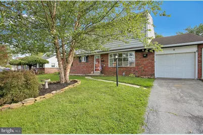 340 Harry Avenue, Robesonia, PA 19551 - Photo 3