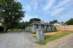 24 S 4th St, Douglassville, PA 19518 - Photo 9