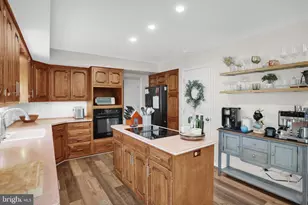 6125 Pond View Dr, Birdsboro, PA 19508 - Photo 11