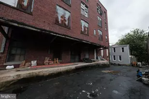 619 Spruce St, Reading, PA 19602 - Photo 7