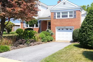 803 Jerome Pl, Reading, PA 19609 - Photo 1