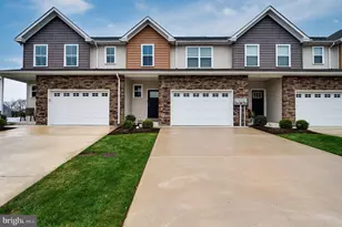 26 Hubbardton Ct, Reading, PA 19608 - Photo 3