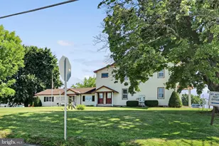 7663 Lancaster Ave, Myerstown, PA 17067 - Photo 9