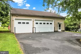 626 Sheerlund Rd, Reading, PA 19607 - Photo 9