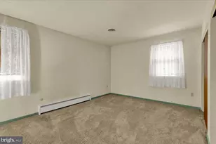 3300 Mannerchor Rd, Temple, PA 19560 - Photo 17