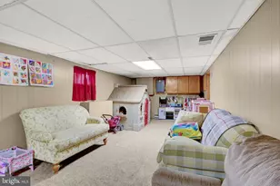 254 Park Ave, Sinking Spring, PA 19608 - Photo 23