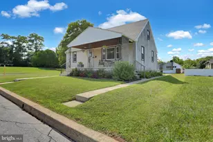 254 Park Ave, Sinking Spring, PA 19608 - Photo 3
