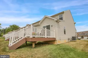 28 Hubbardton Ct, Sinking Spring, PA 19608 - Photo 33
