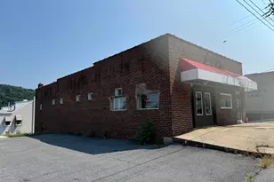 1651 Fairview St, Reading, PA 19606 - Photo 1