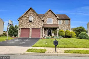 1014 Josephine Dr, Temple, PA 19560 - Photo 1