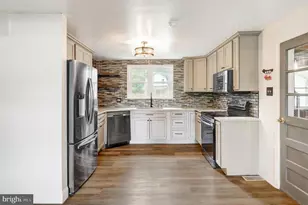 1535 Welsh Rd, Reading, PA 19607 - Photo 9