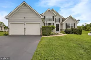 222 Yocom Rd, Douglassville, PA 19518 - Photo 3