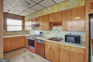 1306 Luzerne St, Reading, PA 19601 - Photo 13