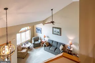 328 W Walnut Tree Dr, Blandon, PA 19510 - Photo 5