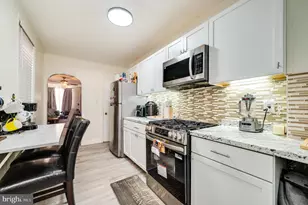 1017 Perry St, Reading, PA 19604 - Photo 17
