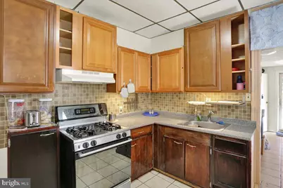 943 N 10th Street, Reading, PA 19604 - Photo 13