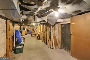 943 N 10th St, Reading, PA 19604 - Photo 27