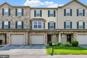 1012 Yarn Ct, Mohrsville, PA 19541 - Photo 5