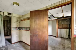 3323 E Galen Hall Rd, Reinholds, PA 17569 - Photo 21