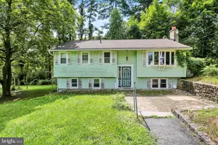3323 E Galen Hall Rd, Reinholds, PA 17569 - Photo 1