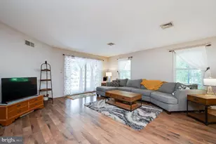 2001 Meadow Glen, Wyomissing, PA 19610 - Photo 5