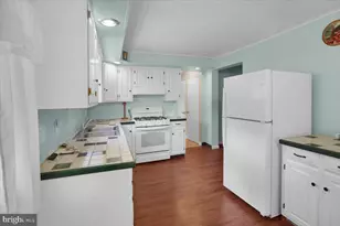 37 Harman Rd, Reading, PA 19606 - Photo 11