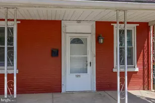 121 W Penn Ave, Wernersville, PA 19565 - Photo 5