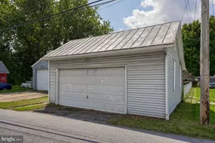 121 W Penn Ave, Wernersville, PA 19565 - Photo 37